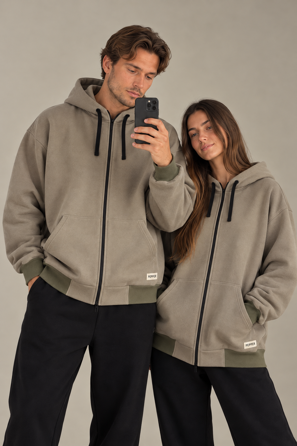 RELAXED ESSENTIAL SOFT BLEND ZIP HOODIE