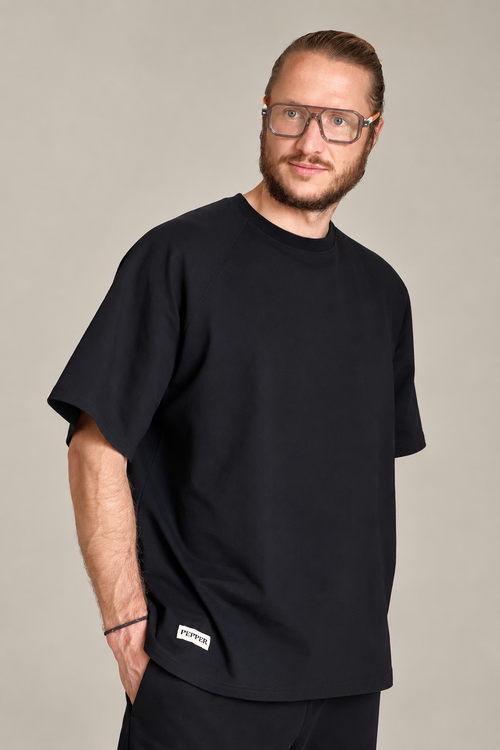 HEAVYWEIGHT ONE SIZE RAGLAN TEE